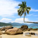 praia-do-aventureiro